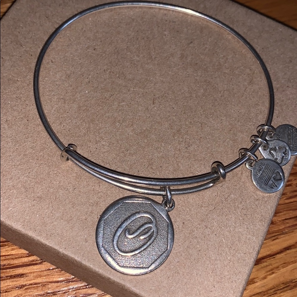Alex and Ani silver “O” initial bracelet